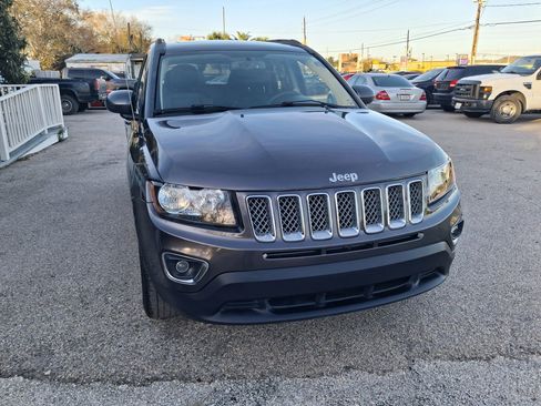 Used 2017 Jeep Compass High Altitude image 5