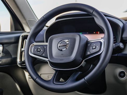 New 2026 Volvo XC40 B5 Plus w/ Protection Package Premier image 15