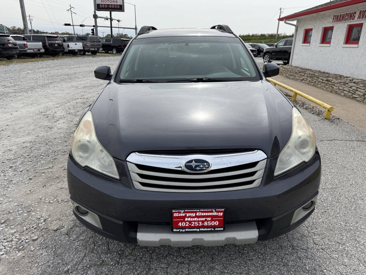Used 2012 Subaru Outback 3.6R Limited w/ Moonroof Pkg AWD/4WD image 8