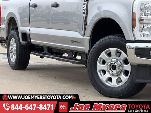 Used 2024 Ford F250 XLT image 11