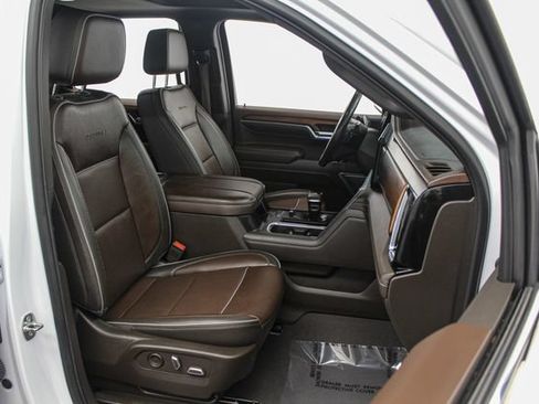 Certified 2023 GMC Sierra 1500 Denali AWD/4WD image 24