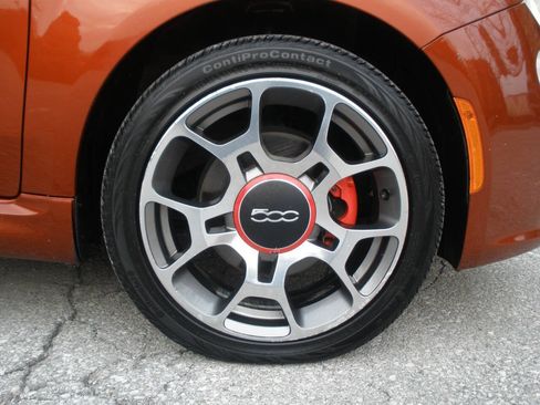 Used 2013 FIAT 500 Sport w/ Beats Audio Pkg FWD image 40