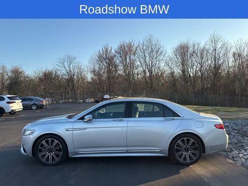 Used 2017 Lincoln Continental Reserve w/ Technology Package image 2