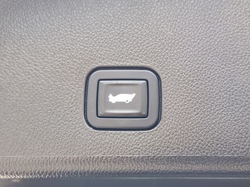 Used 2010 Cadillac SRX Luxury image 41