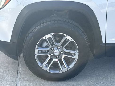 Certified 2026 GMC Terrain Elevation FWD image 34