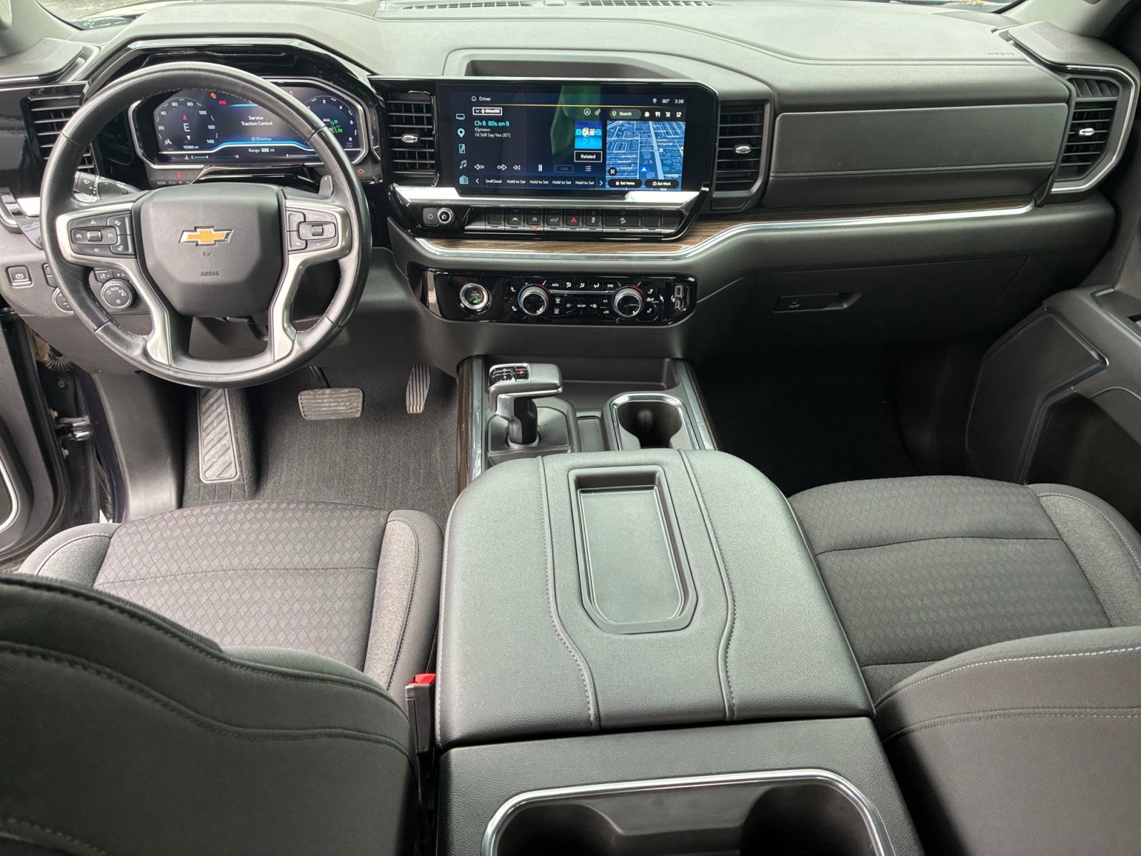 Used 2022 Chevrolet Silverado 1500 LT AWD/4WD image 13