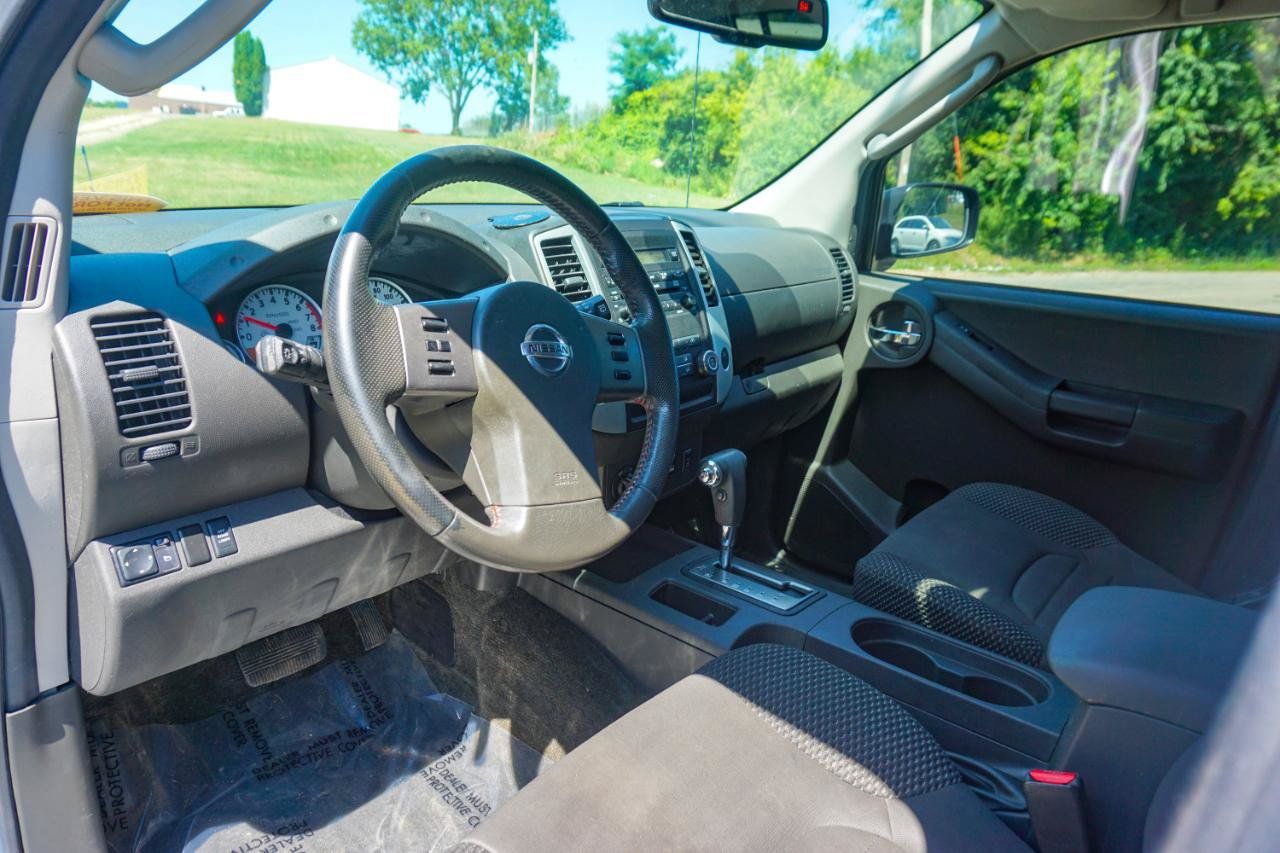 Used 2012 Nissan Xterra PRO-4X AWD/4WD image 12