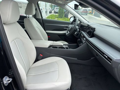 New 2026 Hyundai Sonata SEL FWD image 14