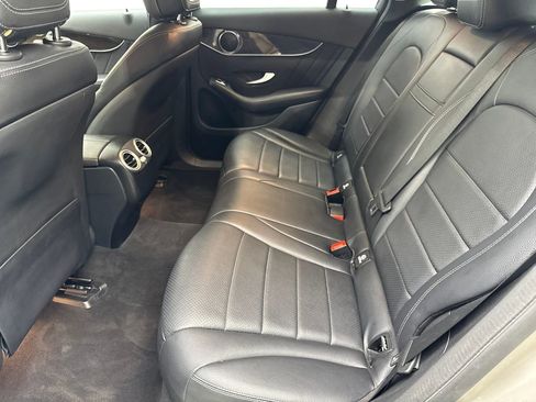 Used 2022 Mercedes-Benz GLC 300 4MATIC image 31
