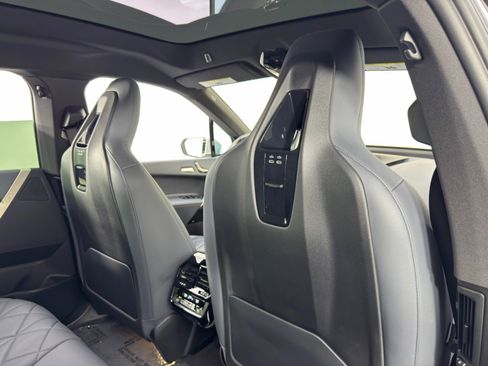 Used 2023 BMW iX xDrive50 w/ Sport Package image 42