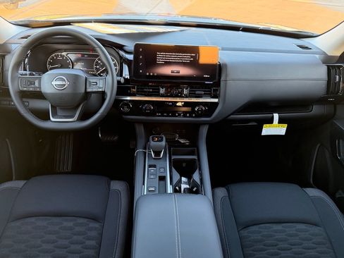 New 2026 Nissan Pathfinder SV image 8