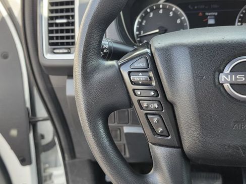 Used 2023 Nissan Frontier SV w/ Technology Package RWD image 25