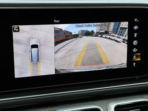 Used 2020 Mercedes-Benz GLS 450 4MATIC image 22