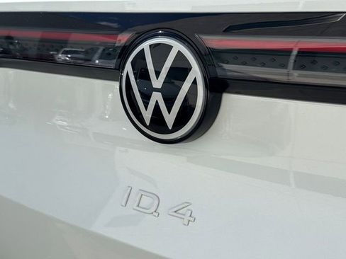 New 2025 Volkswagen ID.4 Pro S image 13