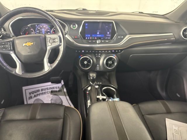 Used 2019 Chevrolet Blazer Premier w/ Sun and Wheels Package AWD/4WD image 12