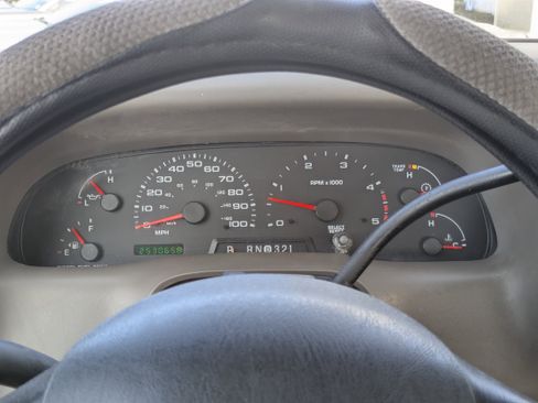 Used 2004 Ford F350 4x4 Crew Cab DRW Super Duty image 28