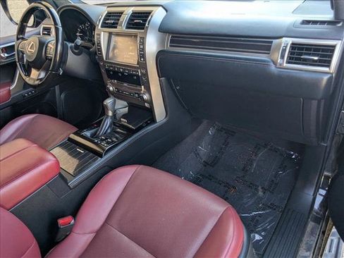 Used 2021 Lexus GX 460 Premium w/ Premium Package image 24