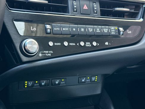 Certified 2024 Lexus ES 350 w/ Premium Package FWD image 20