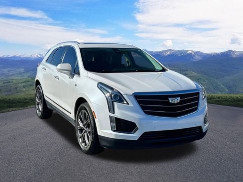 Used 2019 Cadillac XT5 Luxury w/ LPO, Black Ice Package image 7