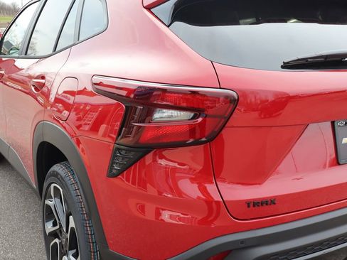 New 2026 Chevrolet Trax RS w/ Driver Confidence Package image 26