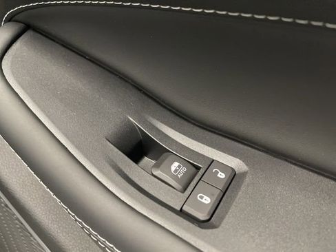 New 2026 Jeep Grand Cherokee L Limited image 31