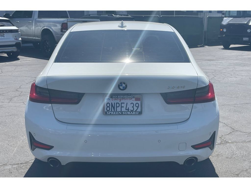 Used 2020 BMW 330i Sedan RWD image 4