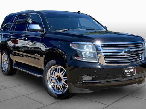 Used 2015 Chevrolet Tahoe LTZ RWD image 3