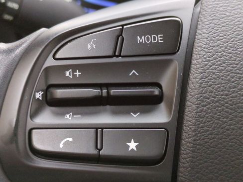 Certified 2023 Hyundai Venue Limited image 24