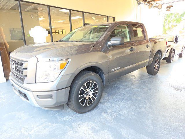 Certified 2023 Nissan Titan SV AWD/4WD image 9