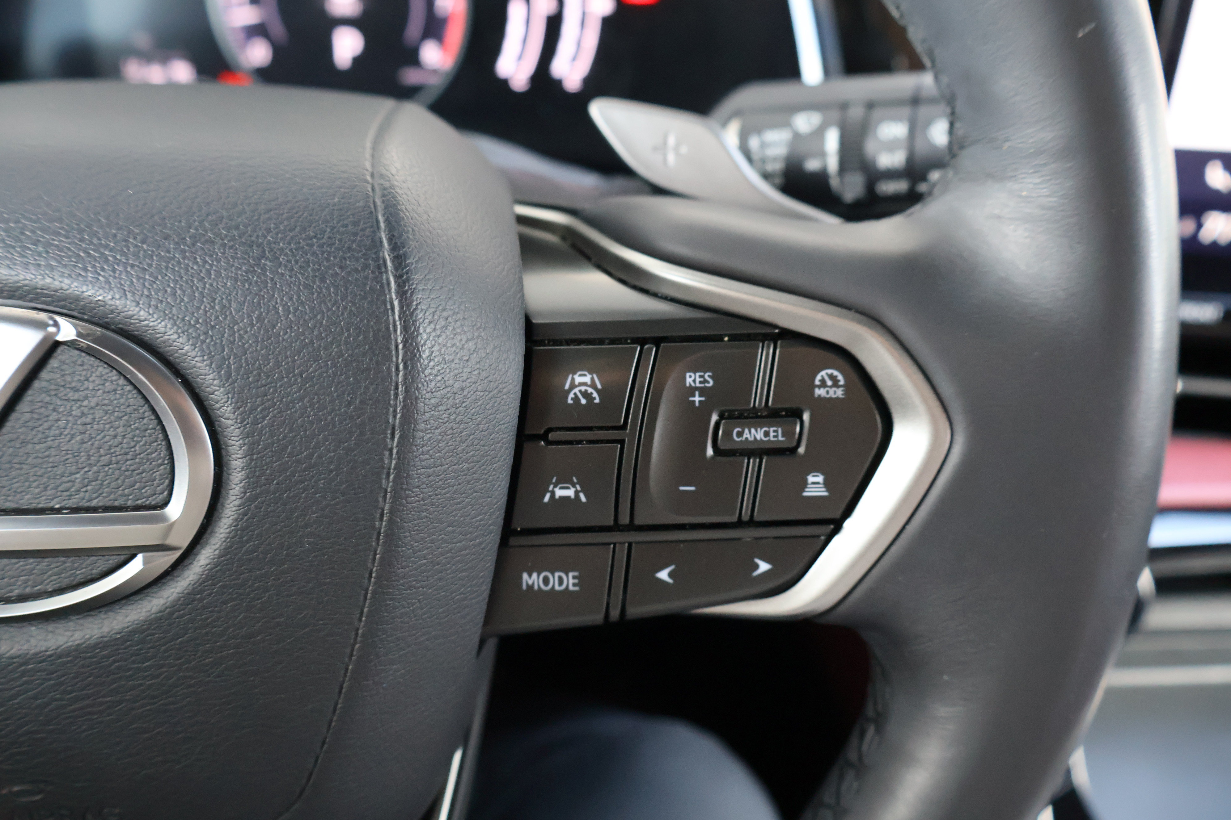 Used 2023 Lexus NX 250 FWD w/ Towing Package (2000 Lbs) image 33