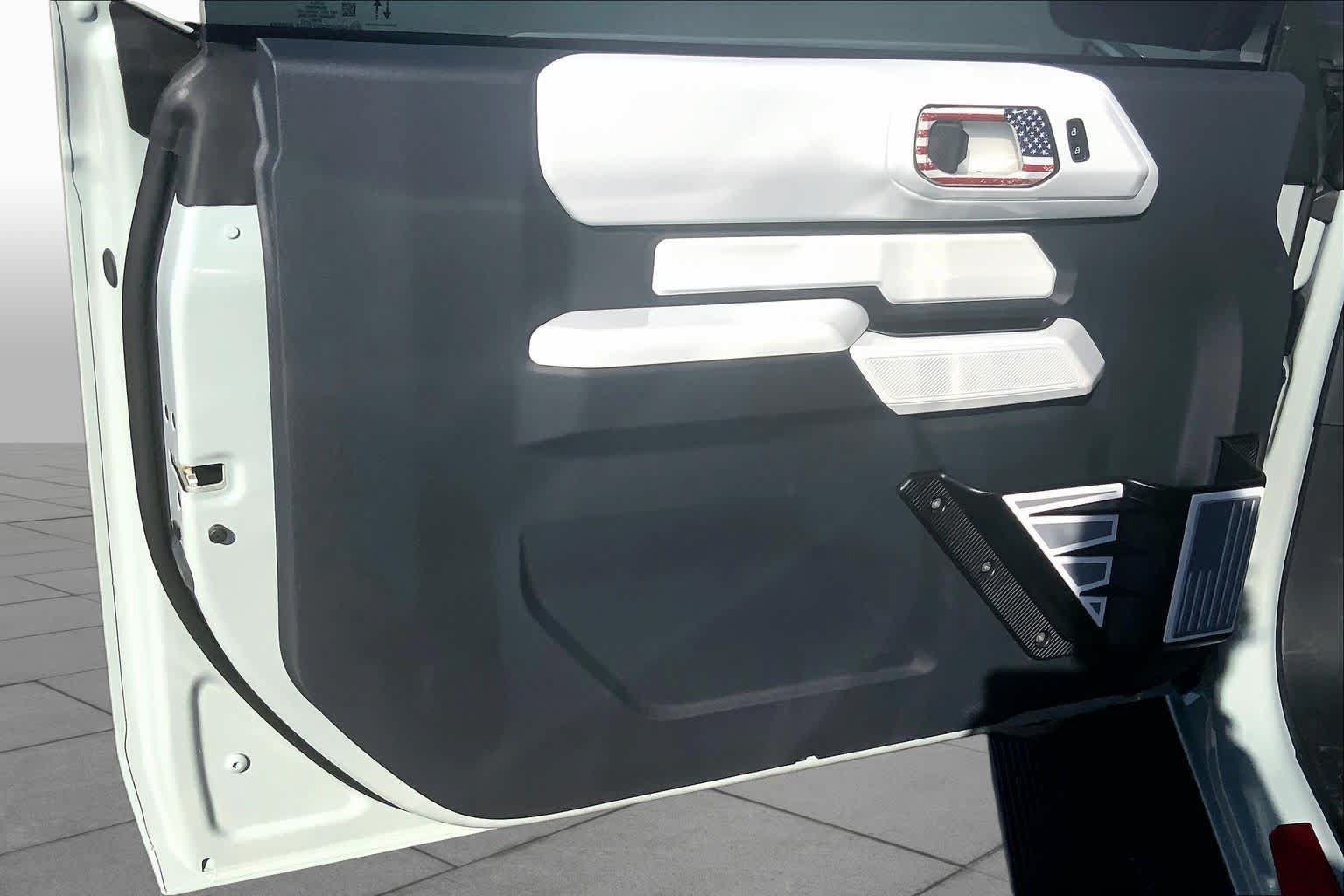 Used 2024 Ford Bronco Heritage Edition AWD/4WD image 20