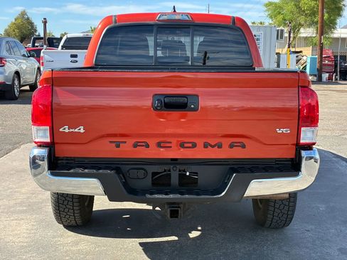 Used 2016 Toyota Tacoma SR5 w/ SR5 Appearance Package (SN) AWD/4WD image 7