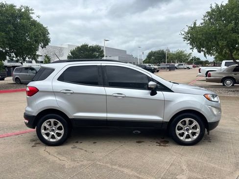 Used 2019 Ford EcoSport SE w/ SE Convenience Package FWD image 4