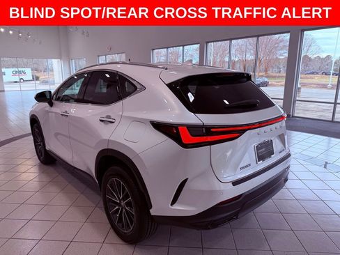 Certified 2024 Lexus NX 250 FWD w/ Premium Package image 6