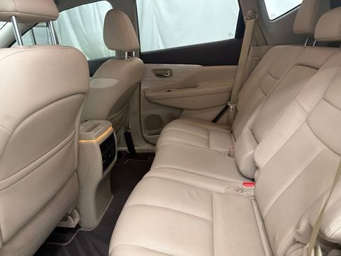 Used 2017 Nissan Murano SL w/ Cargo Package FWD image 19
