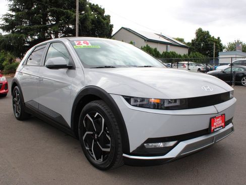 Used 2024 Hyundai Ioniq 5 SEL RWD image 7
