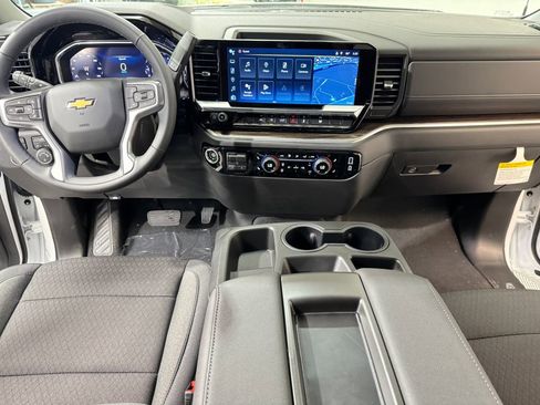 New 2026 Chevrolet Silverado 1500 LT image 12