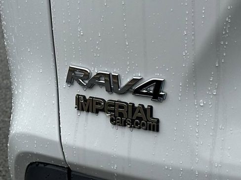 New 2025 Toyota RAV4 XLE image 14