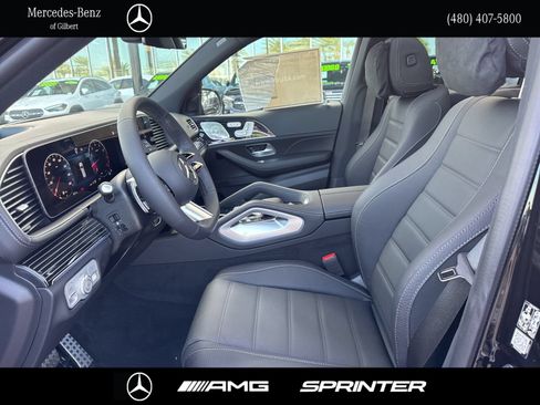New 2026 Mercedes-Benz GLS 580 4MATIC image 9