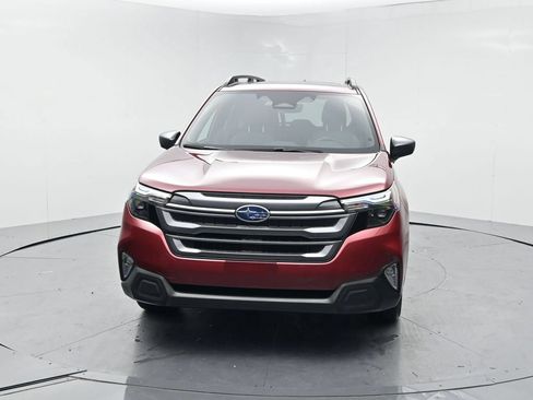 Used 2025 Subaru Forester Premium w/ Convenience Package #2 AWD/4WD image 19