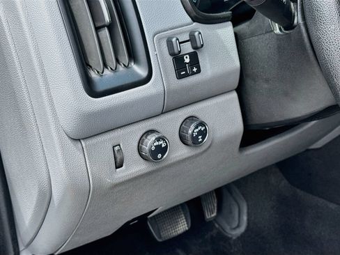 Used 2022 GMC Canyon Elevation Standard w/ Convenience Package AWD/4WD image 10