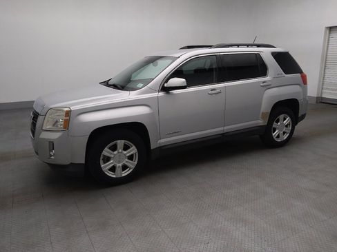 Used 2014 GMC Terrain SLE image 2