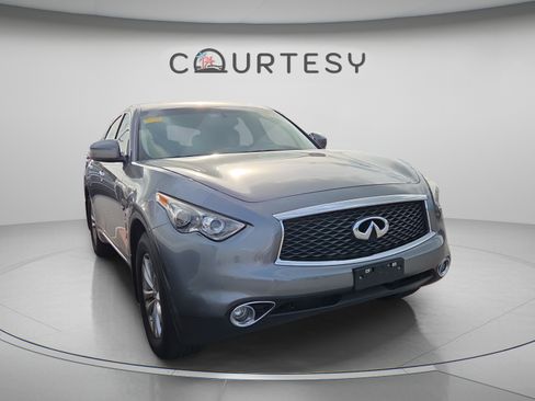Used 2017 INFINITI QX70 AWD image 4