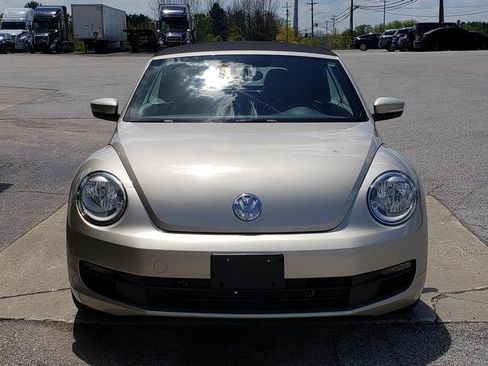 Used 2013 Volkswagen Beetle 2.5 FWD image 9