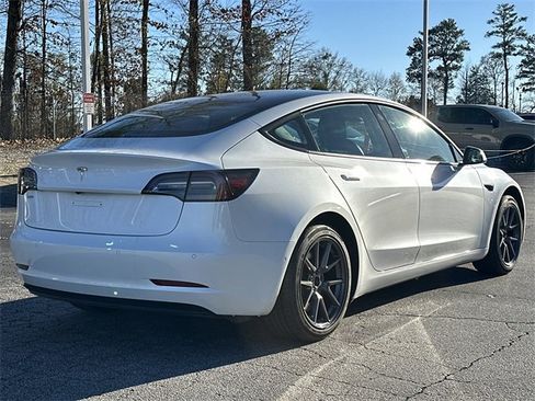 Used 2022 Tesla Model 3 Standard Range image 35