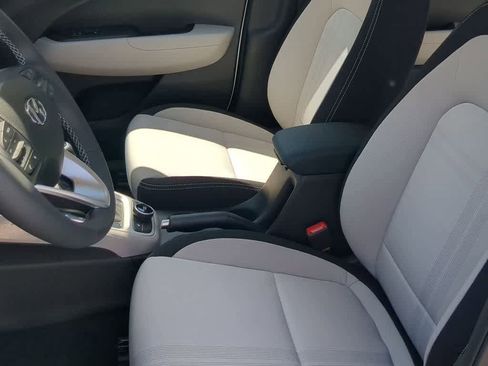 New 2026 Hyundai Venue SEL image 17