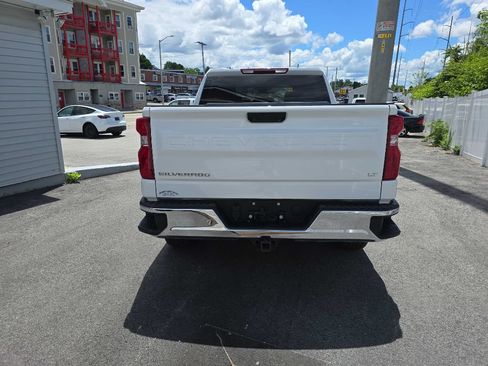 Used 2024 Chevrolet Silverado 1500 LT AWD/4WD image 7