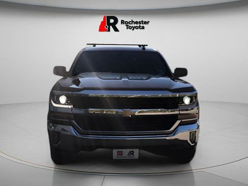 Used 2017 Chevrolet Silverado 1500 LT w/ All Star Edition AWD/4WD image 2