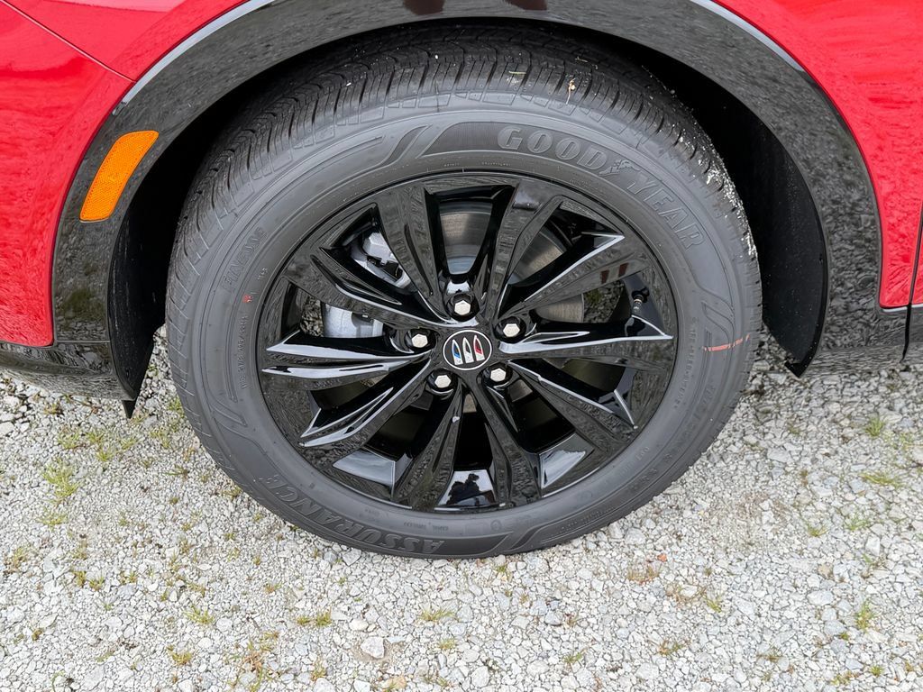 New 2026 Buick Envista Sport Touring FWD image 2