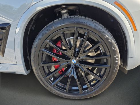 New 2026 BMW X5 sDrive40i image 9